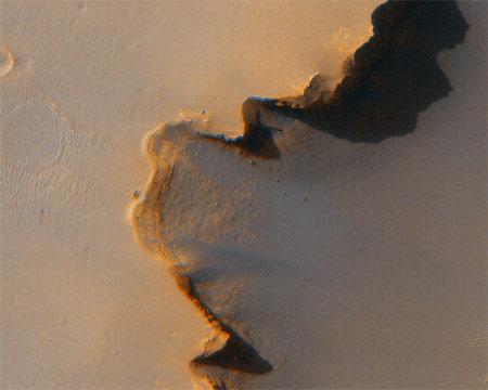 Victoria crater from MRO