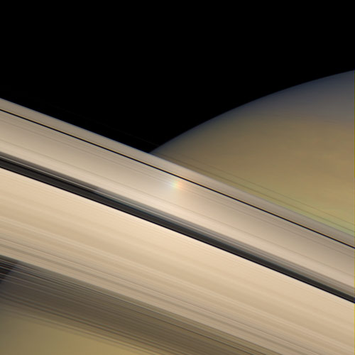 rainbow on Saturn's rings