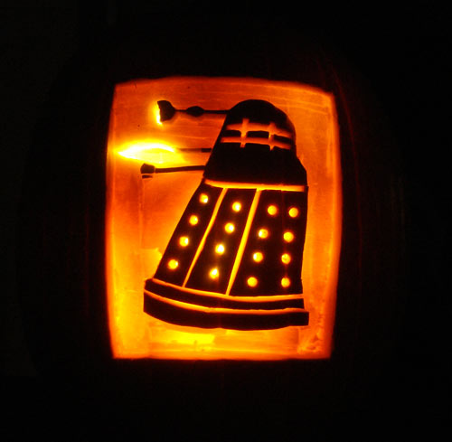 pumpkin carved like a dalek